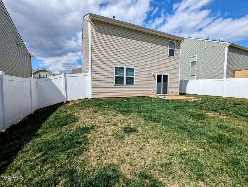 Photo #3: 232 Crockett Drive