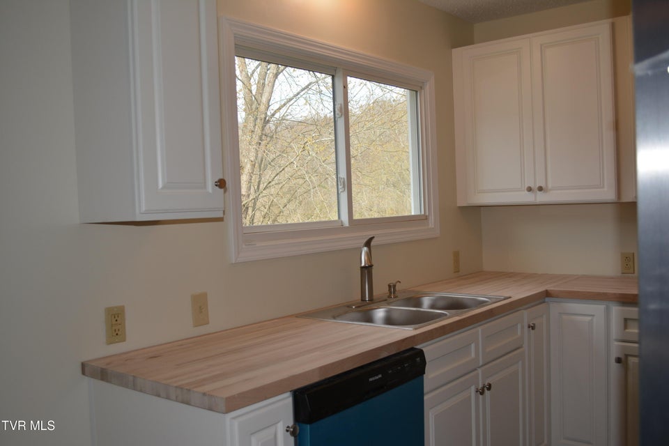 Photo #5: 108 Langford Lane