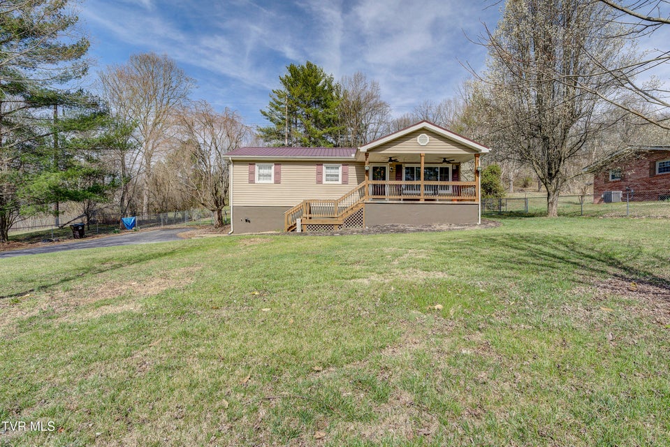 Photo #5: 232 Meadow Drive