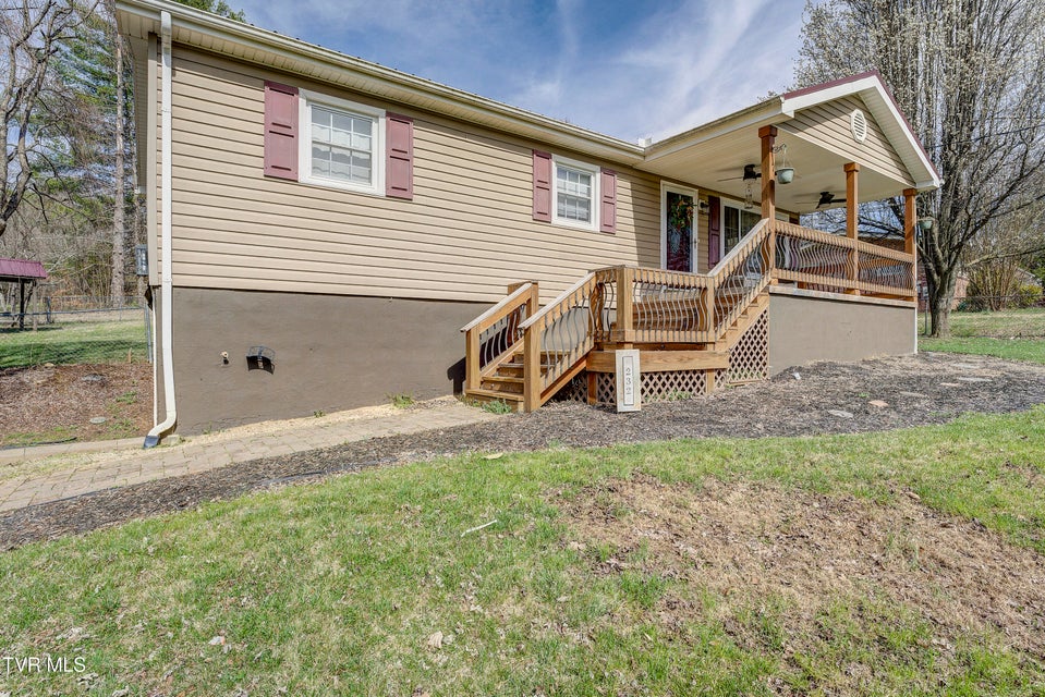 Photo #8: 232 Meadow Drive