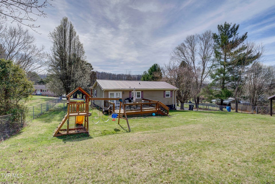 Photo #41: 232 Meadow Drive