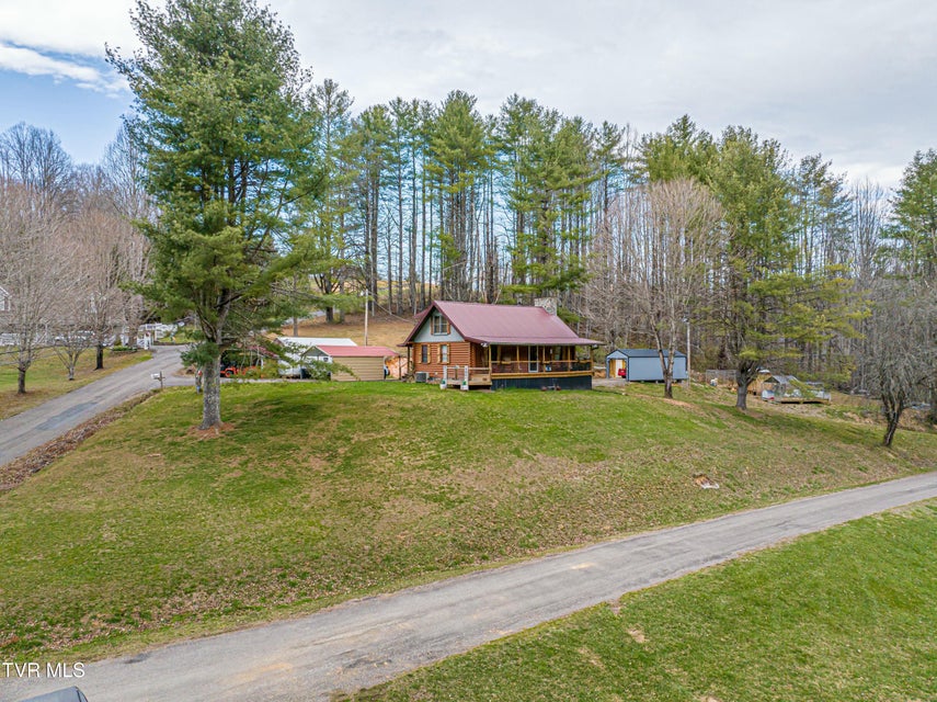 Photo #7: 250 Beaver Walk Road
