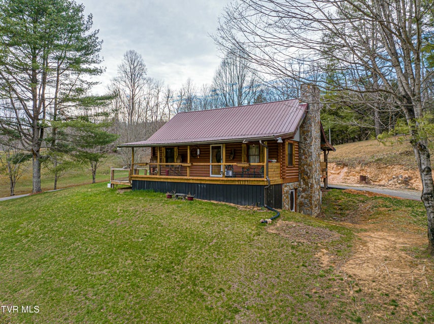 Photo #9: 250 Beaver Walk Road