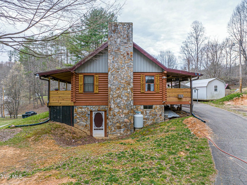 Photo #17: 250 Beaver Walk Road