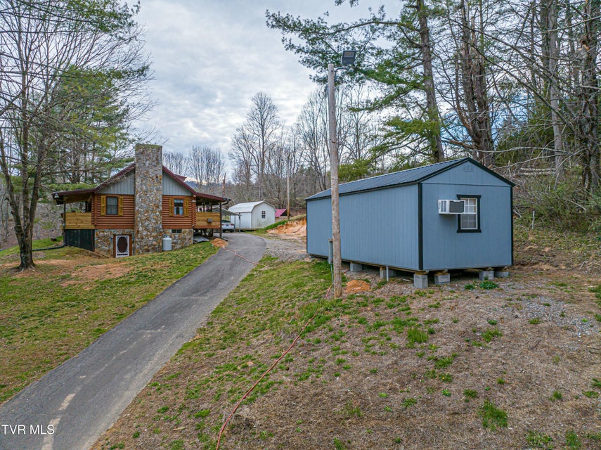 Photo #19: 250 Beaver Walk Road