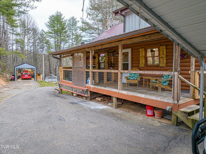 Photo #25: 250 Beaver Walk Road