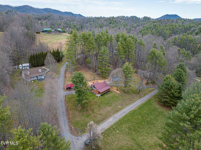 Photo #39: 250 Beaver Walk Road