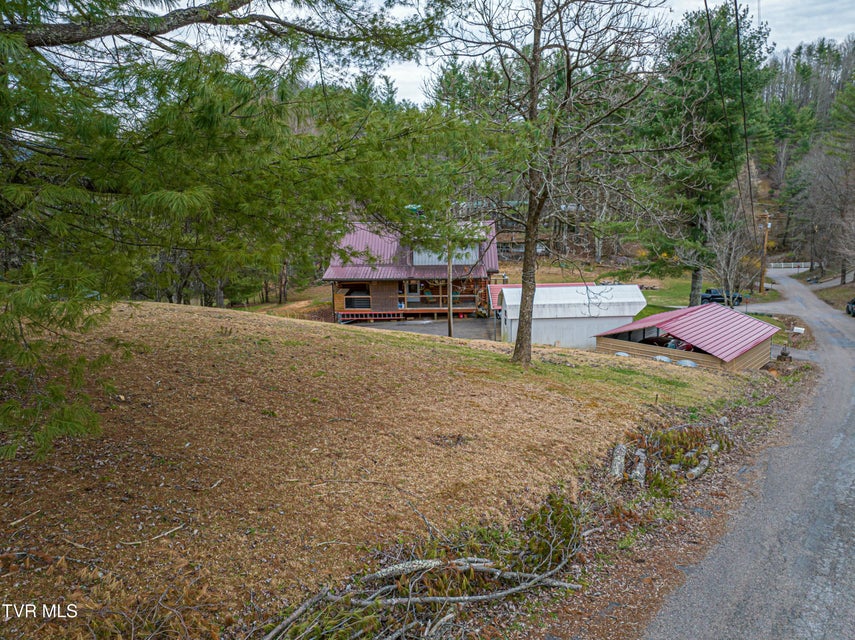 Photo #41: 250 Beaver Walk Road