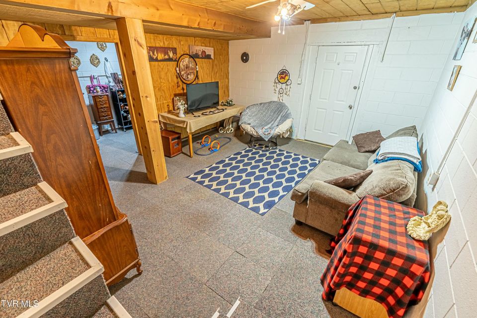 Photo #59: 250 Beaver Walk Road