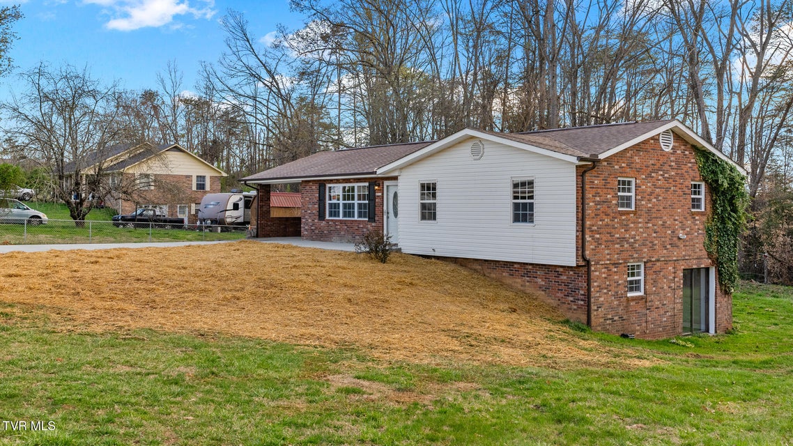 Photo #3: 429 Terrace View Drive