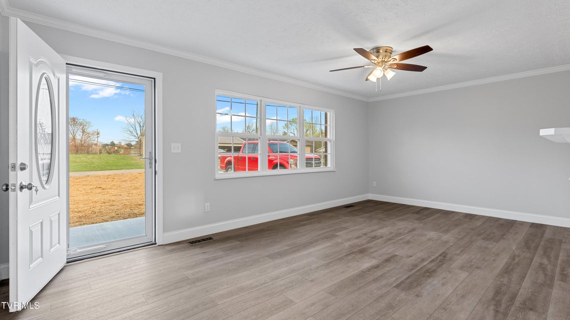 Photo #6: 429 Terrace View Drive