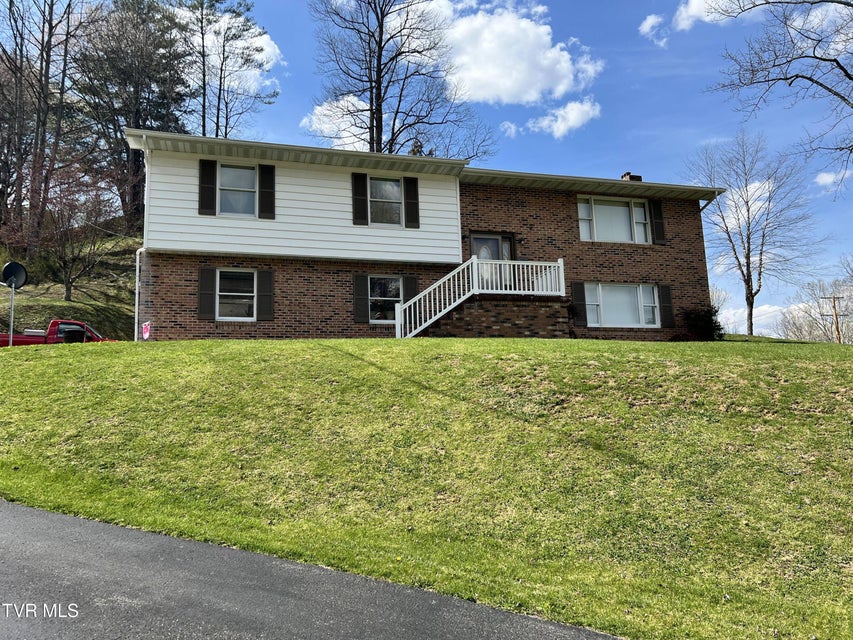 Photo #9: 11495 Beech Street