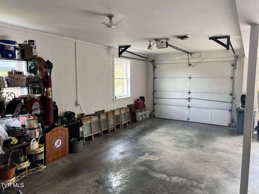 Photo #34: 11495 Beech Street
