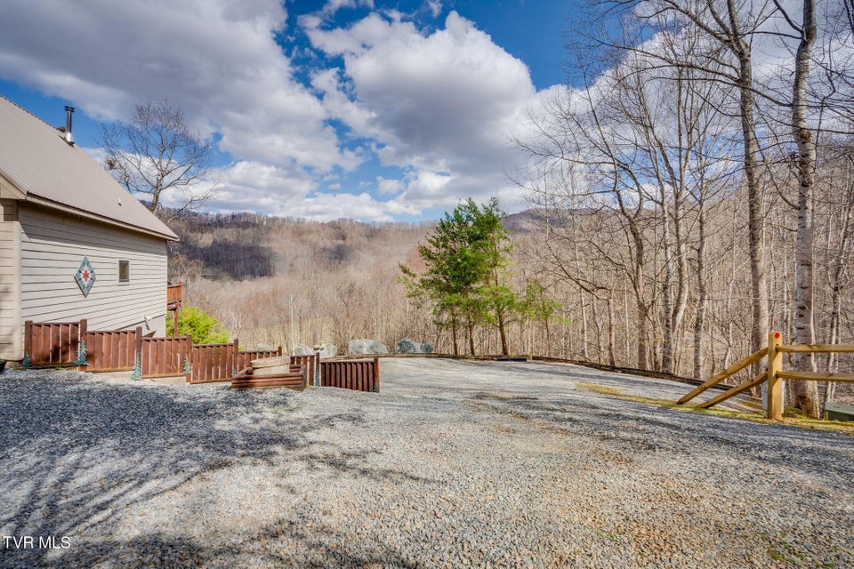 Photo #33: 408 Eagle Ridge Road
