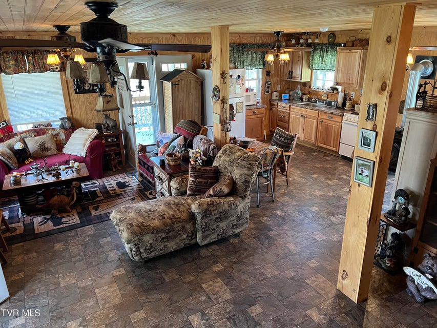 Photo #15: 14251 Nickelsville Hwy. Highway