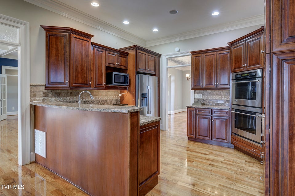 Photo #16: 1184 Cliffview Circle