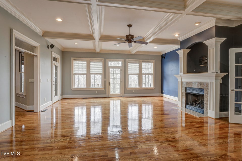 Photo #10: 1184 Cliffview Circle