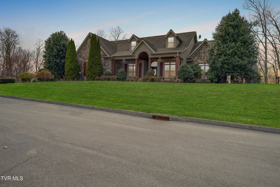 Photo #2: 1184 Cliffview Circle