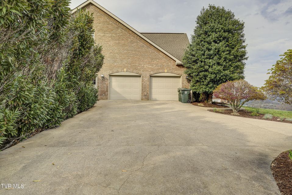 Photo #88: 1184 Cliffview Circle