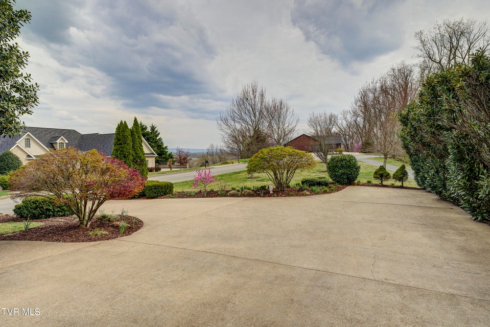 Photo #91: 1184 Cliffview Circle