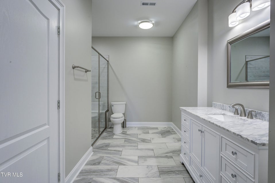 Photo #71: 1184 Cliffview Circle
