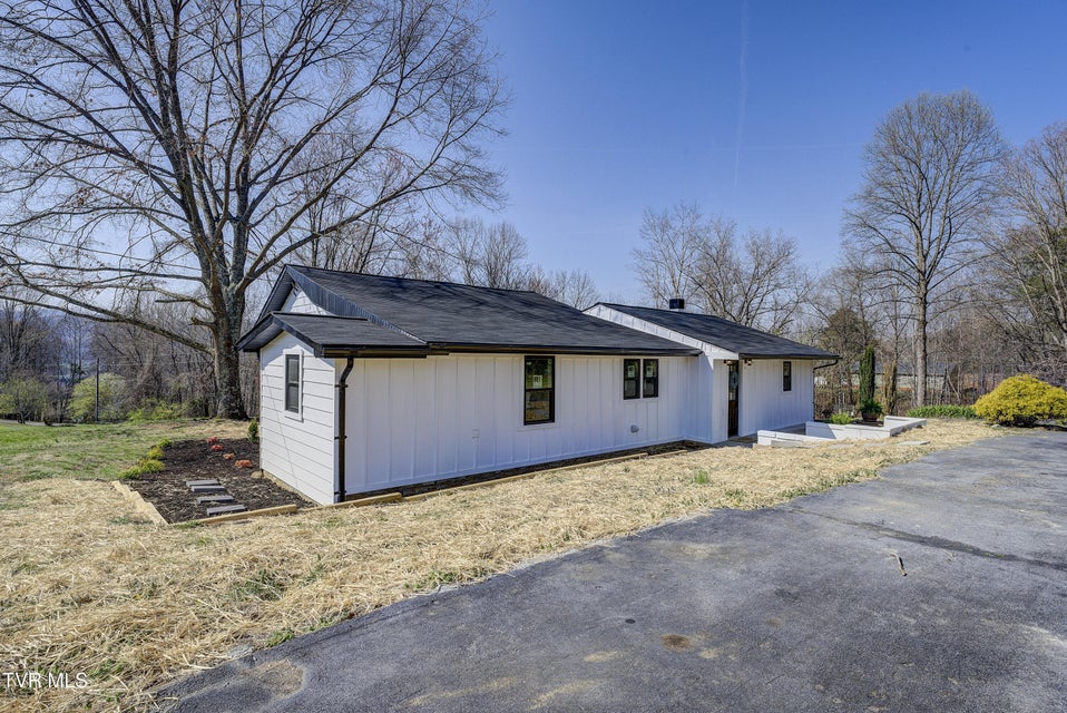 Photo #3: 143 Zeb Grindstaff Road