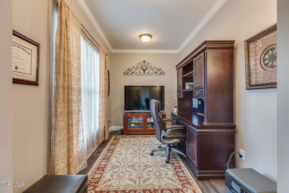 Photo #15: 412 Foxcroft Drive