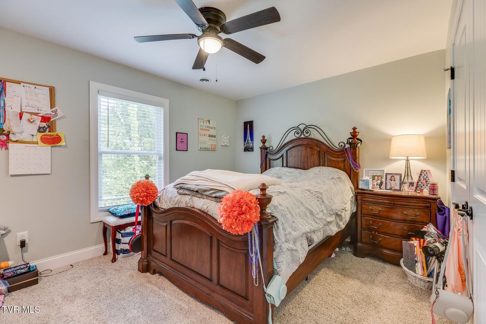 Photo #26: 412 Foxcroft Drive