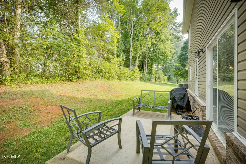 Photo #33: 412 Foxcroft Drive