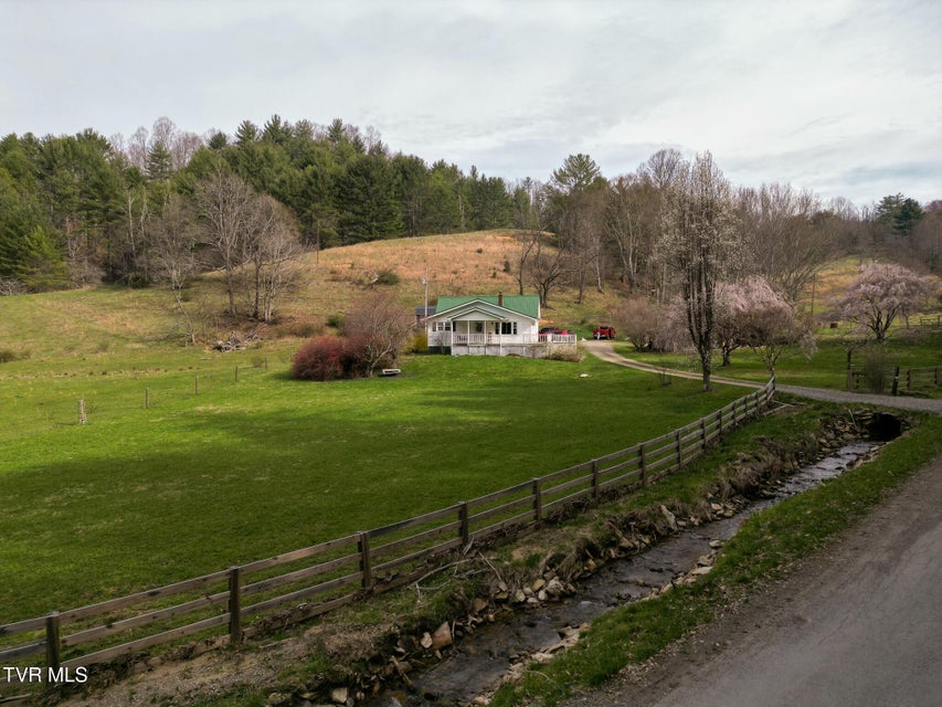 Photo #14: 1563 Stage Road