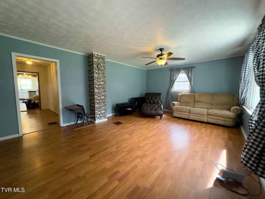 Photo #16: 1563 Stage Road
