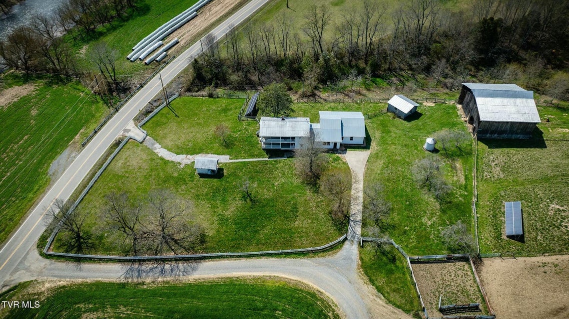 Photo #53: 15687 Barnrock Road