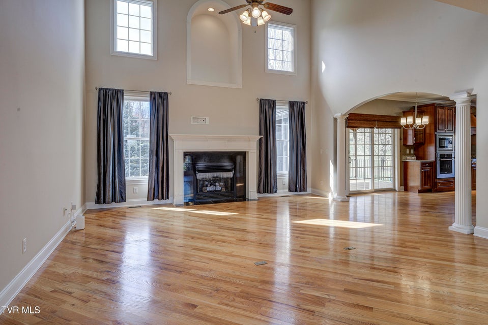 Photo #11: 405 Heather View Drive