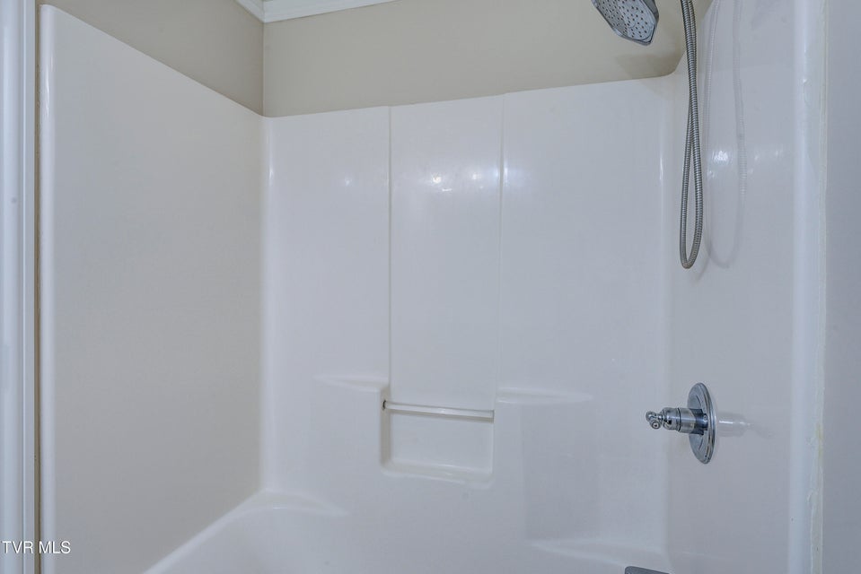 Photo #47: 405 Heather View Drive