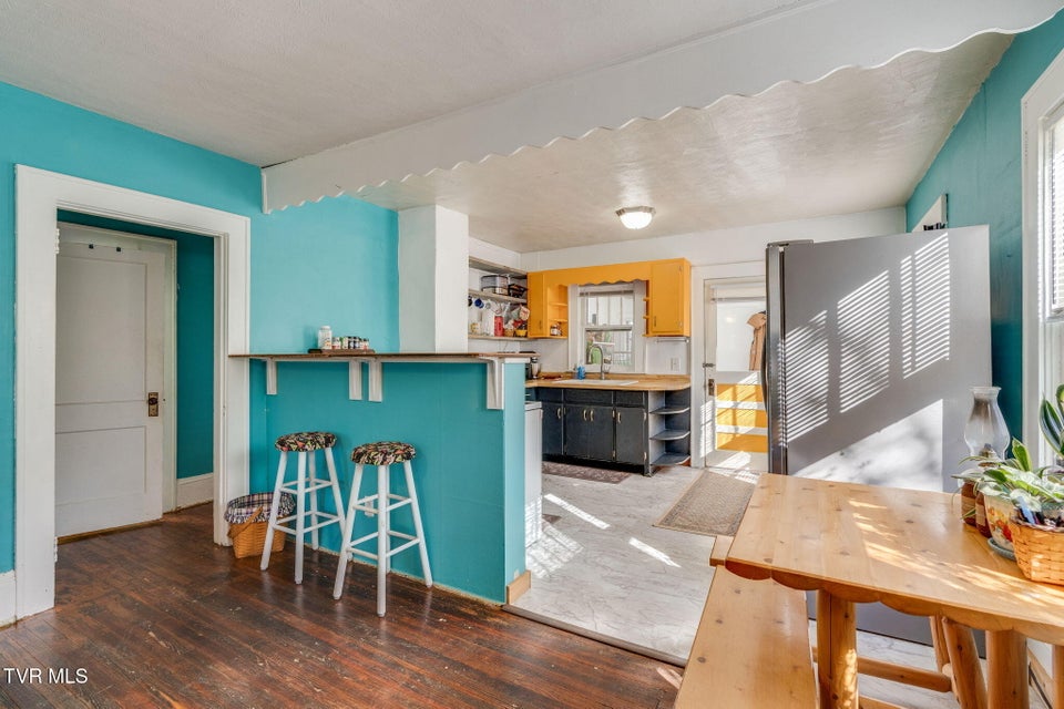 Photo #7: 806 Beech Street