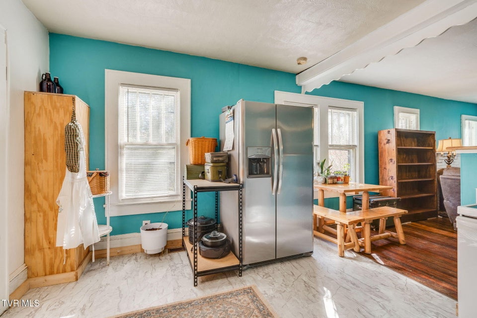 Photo #10: 806 Beech Street