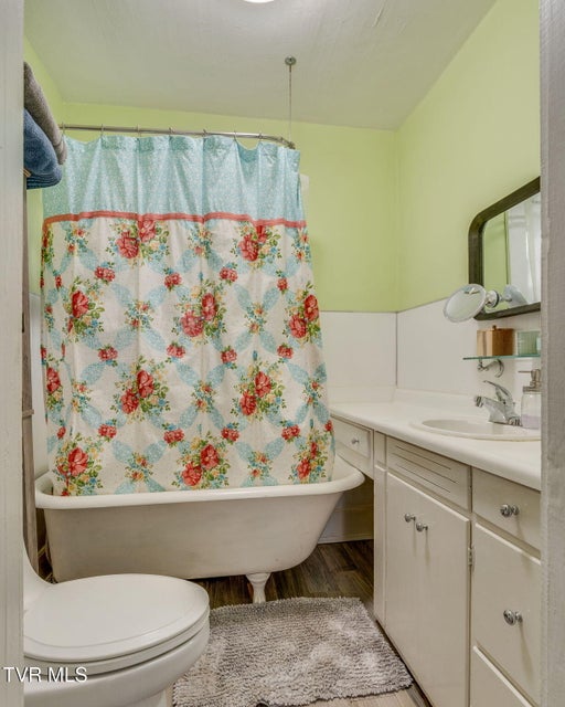 Photo #14: 806 Beech Street