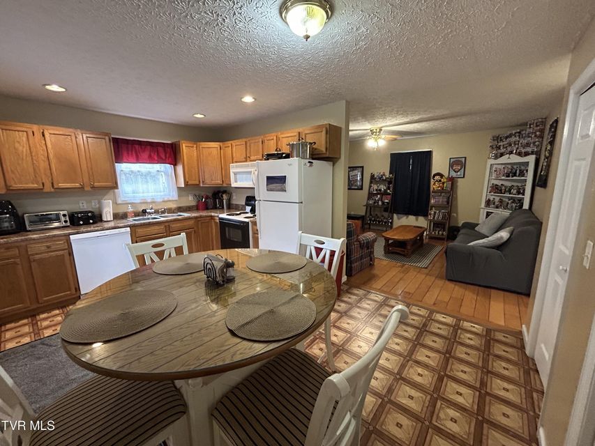 Photo #12: 113 Addington Avenue