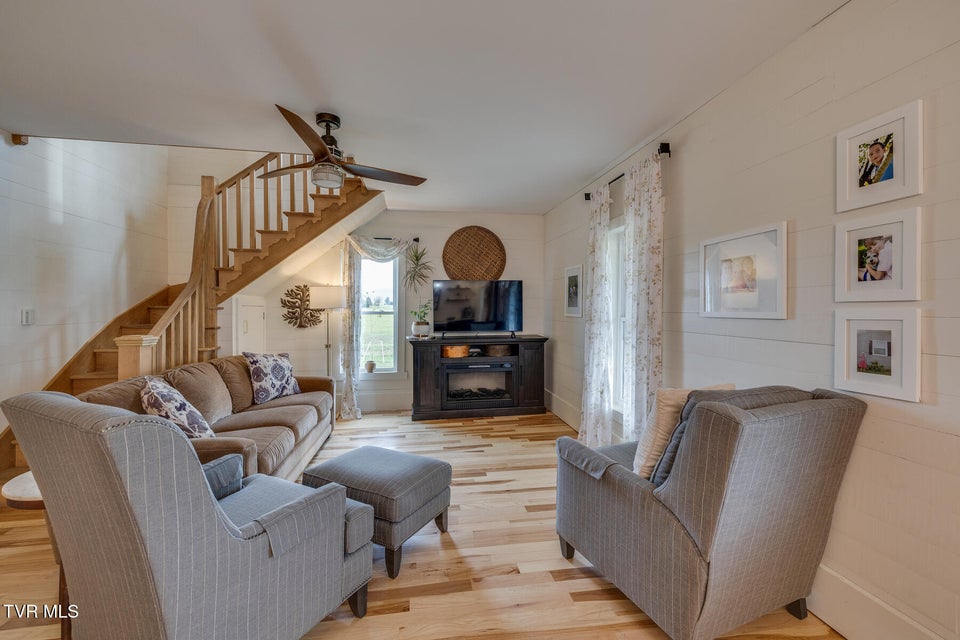 Photo #8: 725 Reece Road