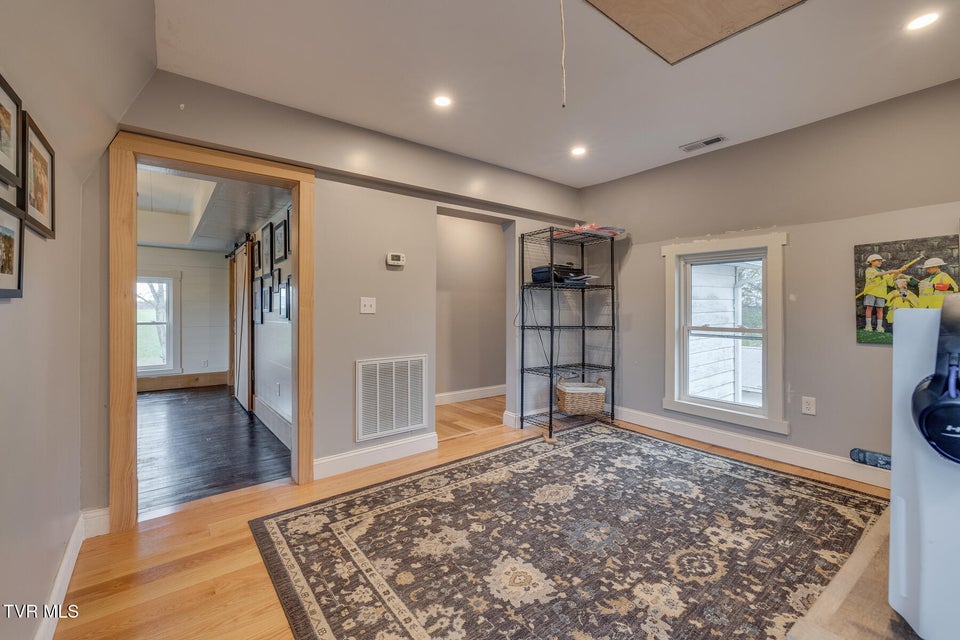 Photo #25: 725 Reece Road