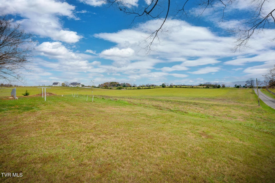 Photo #32: 725 Reece Road