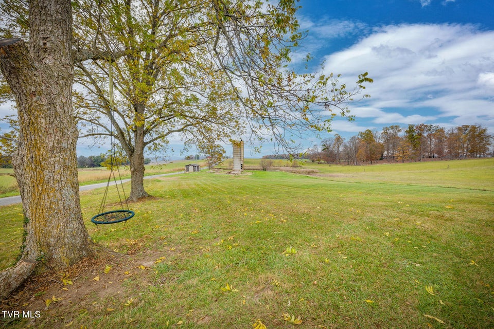Photo #33: 725 Reece Road