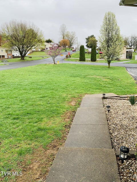 Photo #5: 324 Bellehaven Drive