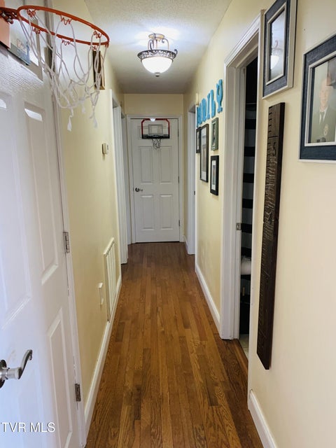 Photo #6: 324 Bellehaven Drive