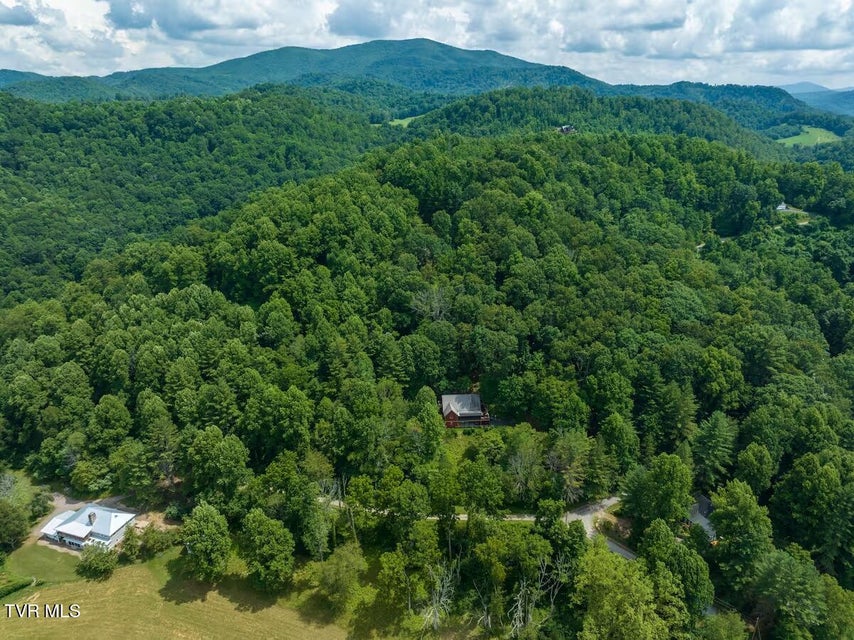 Photo #42: 125 Watauga Overlook Drive
