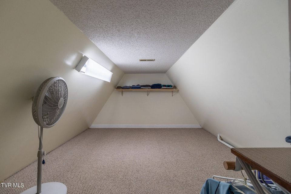 Photo #29: 3300 Roan Street