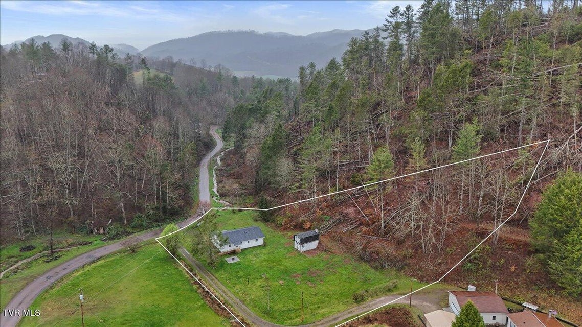 Photo #35: 1301 Slimp Branch Road