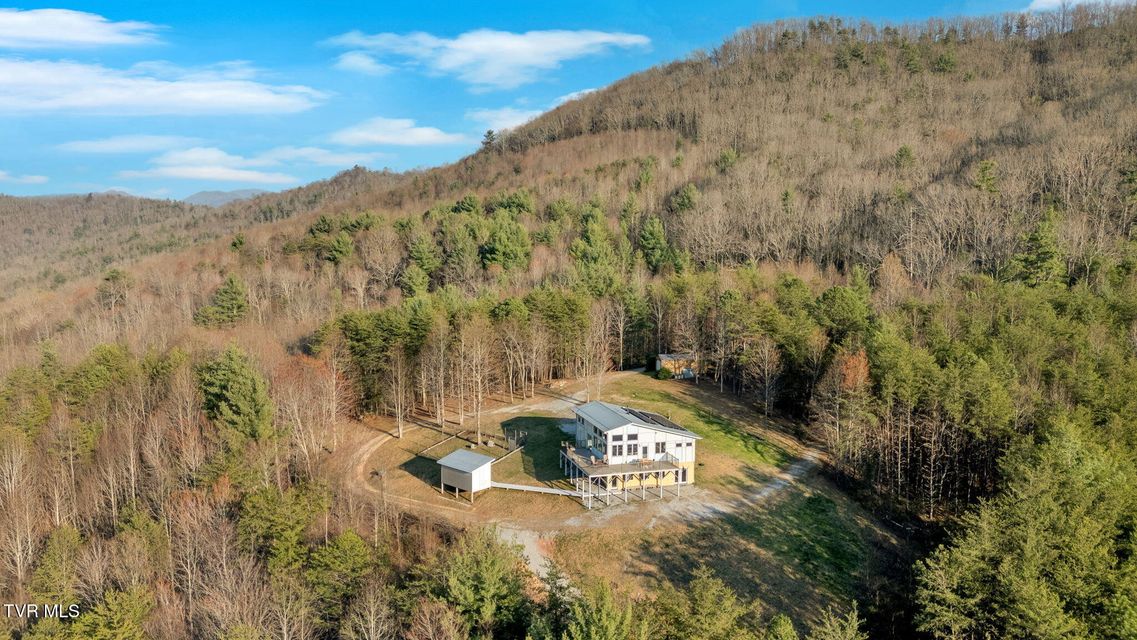 Photo #8: 1098-1 Paint Mountain Road
