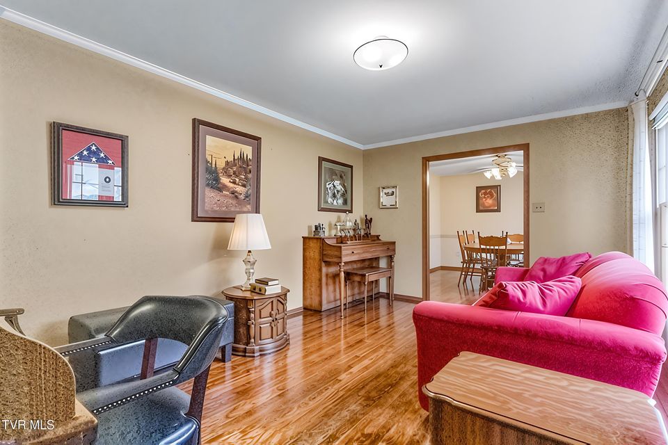 Photo #21: 1628 Valleyview Drive