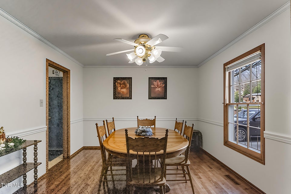 Photo #19: 1628 Valleyview Drive